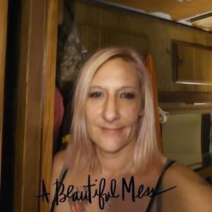 Meet your Posher, Carla